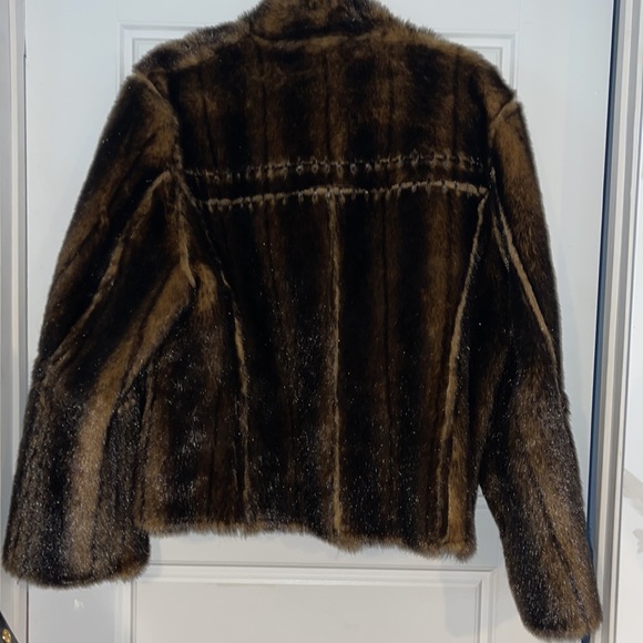 Beautiful vintage fur jacket - Picture 8 of 8